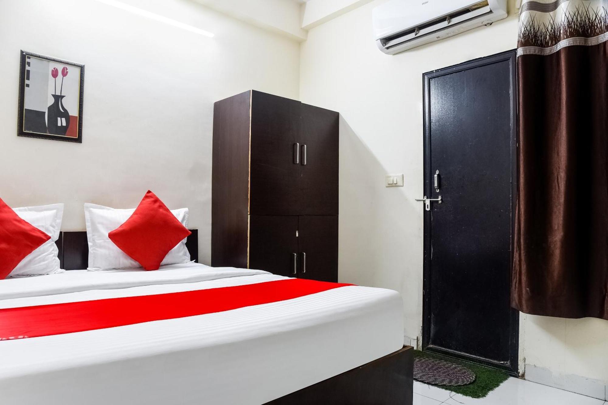 Hotel O Radhika Palace Bhopal Exteriör bild