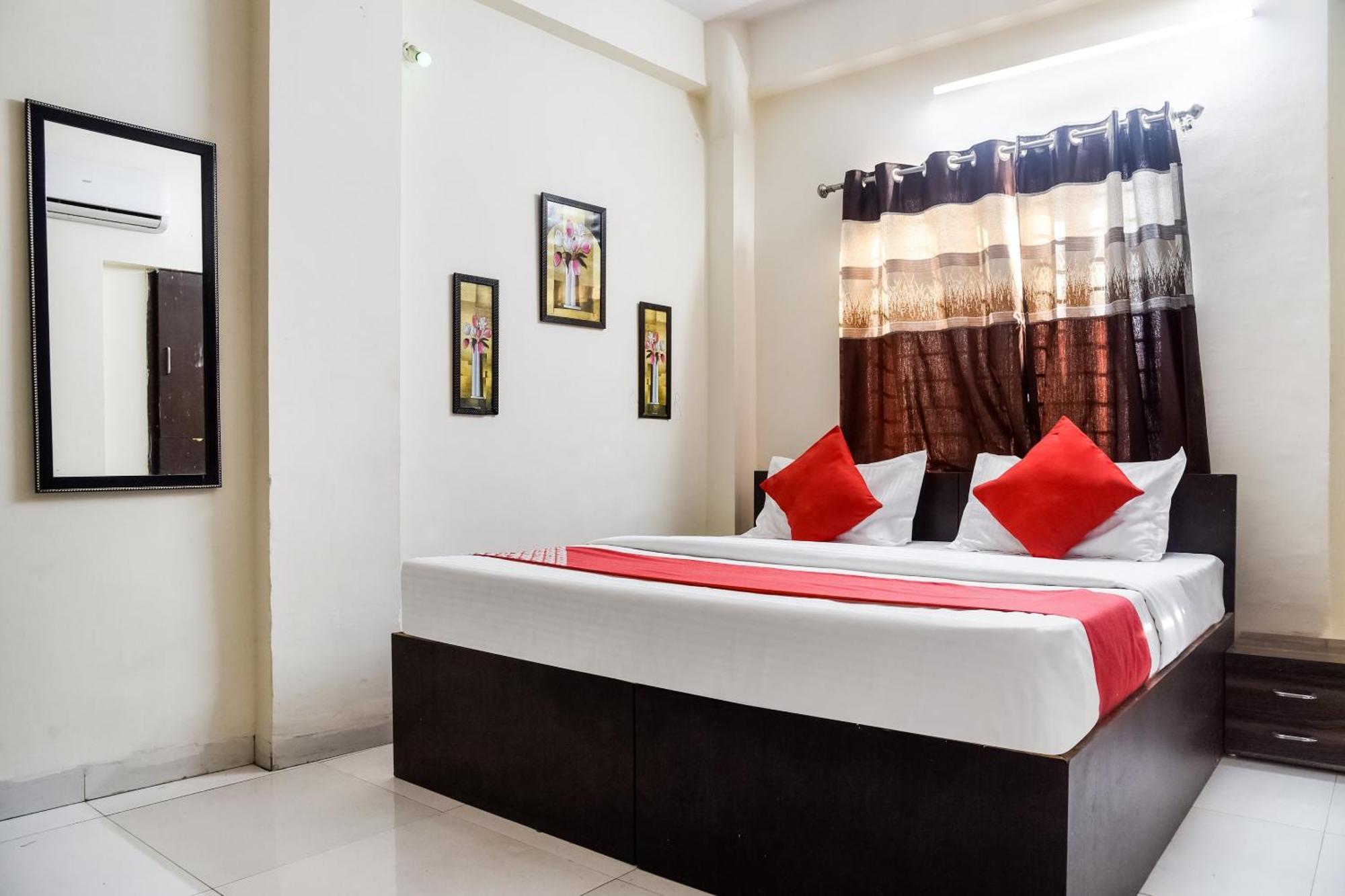 Hotel O Radhika Palace Bhopal Exteriör bild