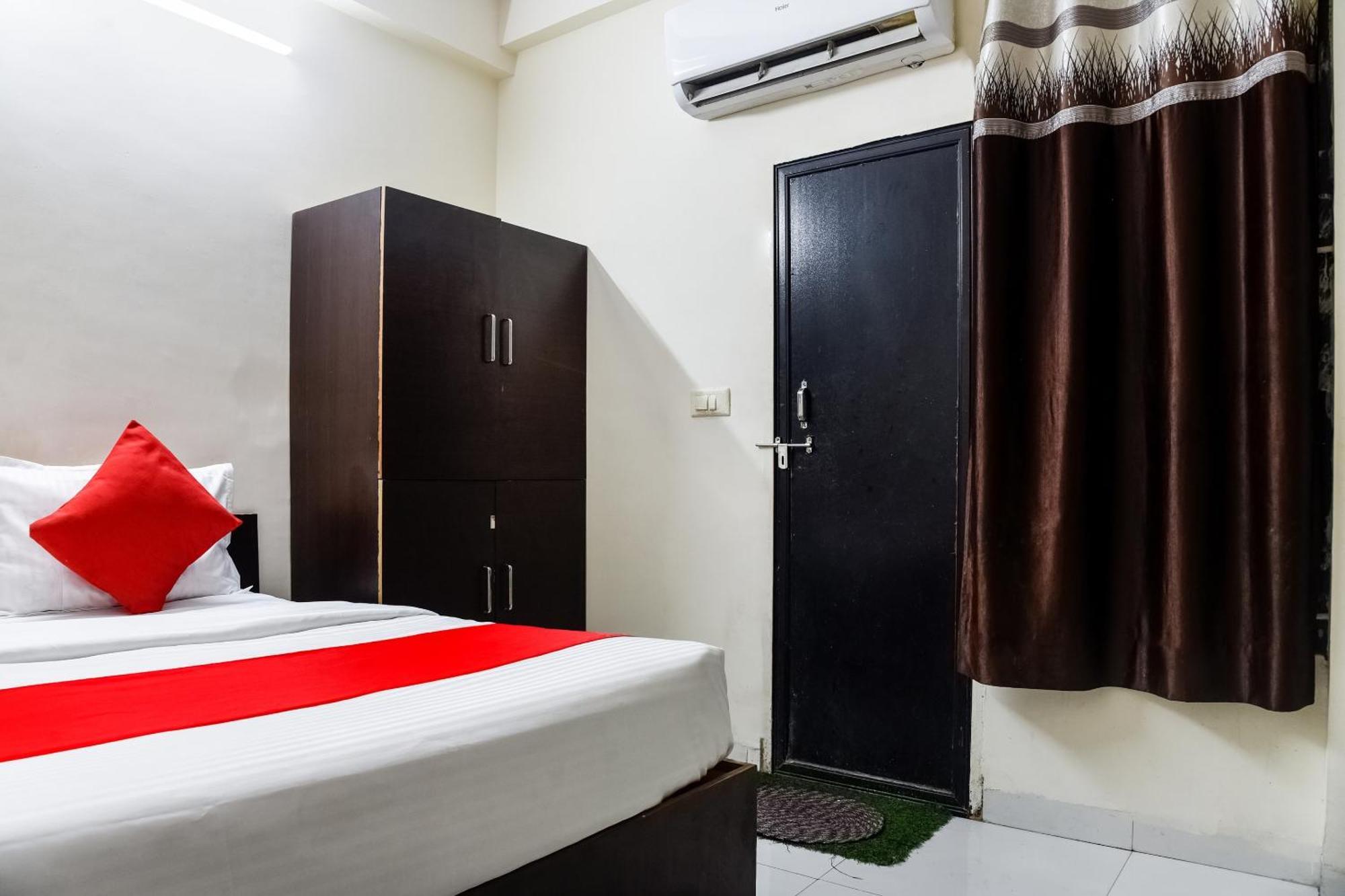 Hotel O Radhika Palace Bhopal Exteriör bild